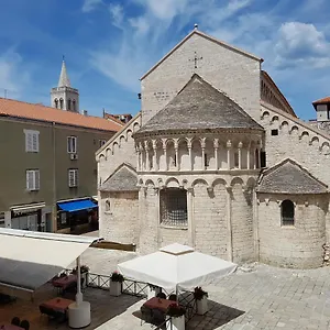 Modern Old Town - Appartamento